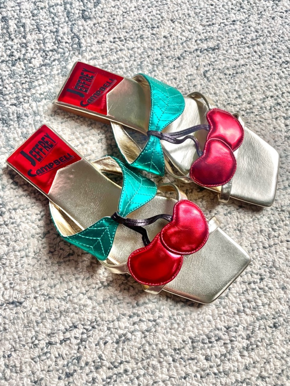 🍒 Extremely rare! 🍒 Y2K Jeffrey Campbell Cherry Slides Vintage Gold Metallic - Picture 10 of 10